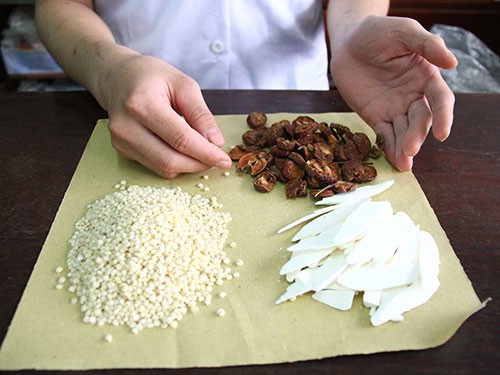 Người bệnh đang uống toàn ... “rác dược liệu“? - ảnh 1