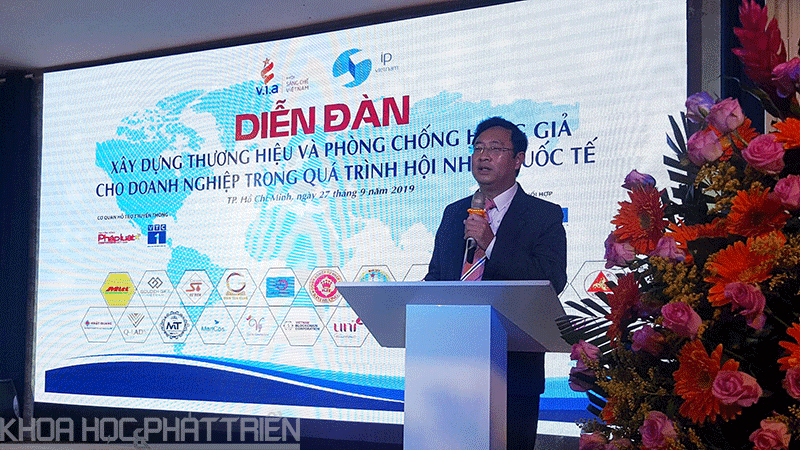 Ông Phạm Hồng Quất