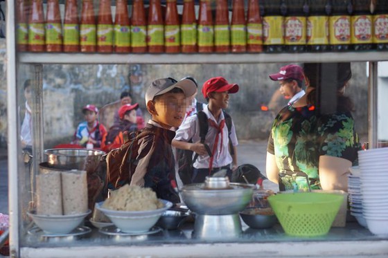 Giao lưu trực tuyến “An toàn thực phẩm trường học trước nguy cơ dịch bệnh” ảnh 1